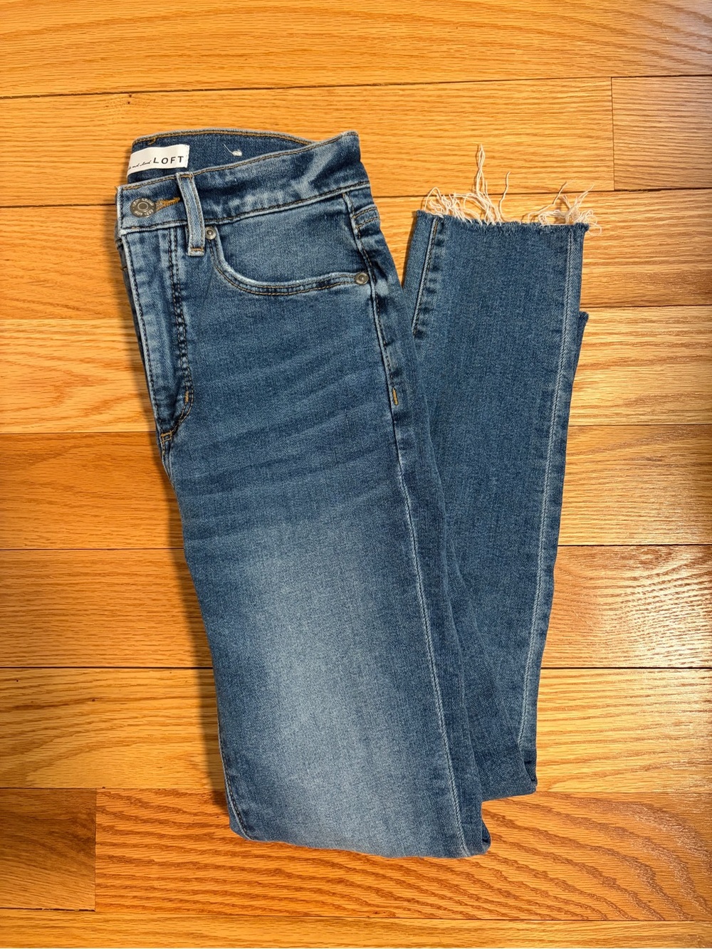 LOFT Blue Frayed-Hem Cropped Skinny Jeans